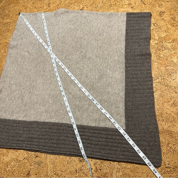 Celeste Cashmere & Wool Lightweight Sweater Poncho Wrap One Size - Picture 9 of 10